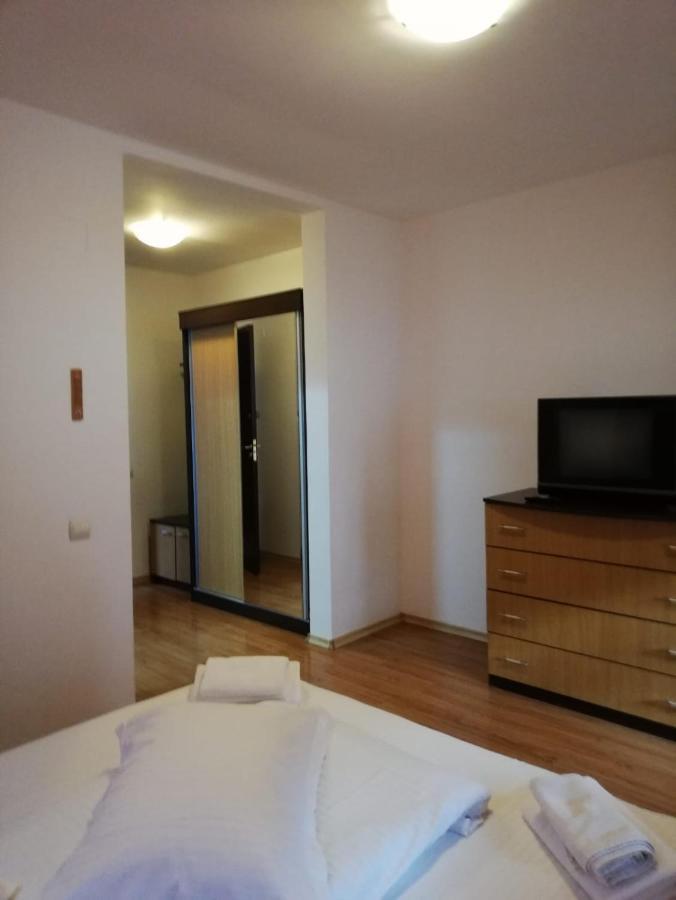 La Gabi Otel Azuga Dış mekan fotoğraf